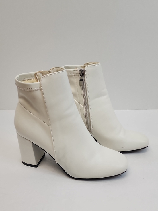 MIA | Shoes | Mia White Block Heel Ankle Boots Side Zip Booties
